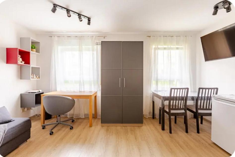Moderne Einraumwohnung In Leipzig Mit Netflix Zugang Exteriör bild
